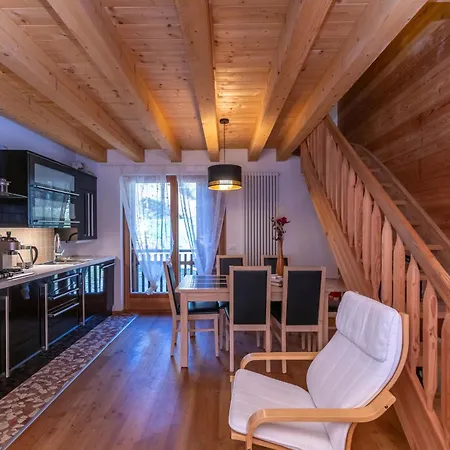 Wonderful Monte Civetta In Dolomites Apartment *