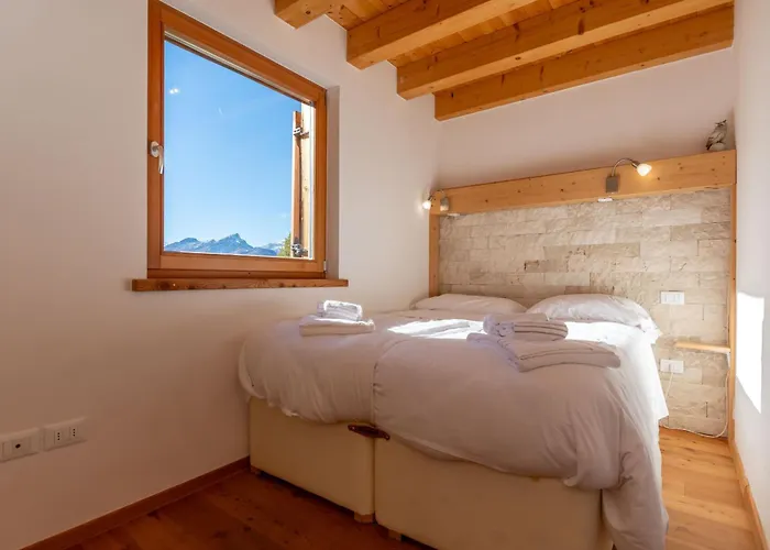 Wonderful Monte Civetta In Dolomites Daire Alleghe